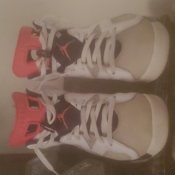 Jordan - Picture 2 of 3